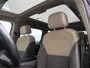 Volkswagen Multivan 1.4 eHybrid L2H1 Style | Elektrische schuifdeuren en achterklep | Panoramadak | 19 inch Lm velgen | Elektrisch verstelbare Ergo Comfortstoelen | ACC | Trekhaak |