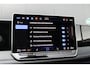 Volkswagen Tiguan 1.5 eTSI R-Line Edition - IQ Light - Stoel/Stuurverwarming - Wegklapbare Trekhaak - Massage Stoel - Keyless - Dodehoek - Rijklaar