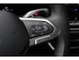Volkswagen Tiguan 1.5 eTSI R-Line Edition - IQ Light - Stoel/Stuurverwarming - Wegklapbare Trekhaak - Massage Stoel - Keyless - Dodehoek - Rijklaar