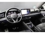 Volkswagen Tiguan 1.5 eTSI R-Line Edition - IQ Light - Stoel/Stuurverwarming - Wegklapbare Trekhaak - Massage Stoel - Keyless - Dodehoek - Rijklaar