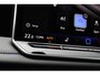 Volkswagen Tiguan 1.5 eTSI R-Line Edition - IQ Light - Stoel/Stuurverwarming - Wegklapbare Trekhaak - Massage Stoel - Keyless - Dodehoek - Rijklaar