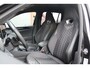 Volkswagen Tiguan 1.5 eTSI R-Line Edition - IQ Light - Stoel/Stuurverwarming - Wegklapbare Trekhaak - Massage Stoel - Keyless - Dodehoek - Rijklaar