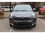 Toyota Yaris Cross 1.5 Hybrid 130 Executive 2e Paasdag open van 10:00 - 15:00 | Rijklaar | Camera's | JBL | PDC | Blind Spot | Apple/Android | Camera | El. achterklep | Stoel/Stuur-verwarming | All season