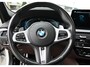 BMW 5-Serie Touring 530e High Executive M-Sport | Pano | Laser Led | Nappa Mokka Leder | H&K | Head-Up | Softclose | Memory | Ambilight | Carplay | Stoelverwarming voor & achter | Trekhaak | Stuurwielverwarming | Camera | SOH 92%