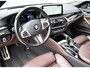 BMW 5-Serie Touring 530e High Executive M-Sport | Pano | Laser Led | Nappa Mokka Leder | H&K | Head-Up | Softclose | Memory | Ambilight | Carplay | Stoelverwarming voor & achter | Trekhaak | Stuurwielverwarming | Camera | SOH 92%