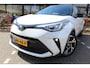 Toyota C-HR / C-HR+ 1.8 Hybrid Style Bi-Tone | Rijklaar | Parelmoer | Stoel-/stuurverw. | Blind Spot | LED | Apple/Android | Keyless | Parkeersens. v+a