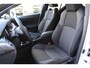 Toyota C-HR / C-HR+ 1.8 Hybrid Style Bi-Tone | Rijklaar | Parelmoer | Stoel-/stuurverw. | Blind Spot | LED | Apple/Android | Keyless | Parkeersens. v+a