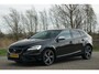 Volvo V40 1.5 T3 Momentum AUT | Onyx Black Metallic | Alcantara/Camera/Navi/Cruise/Full-LED