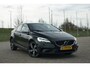 Volvo V40 1.5 T3 Momentum AUT | Onyx Black Metallic | Alcantara/Camera/Navi/Cruise/Full-LED
