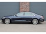 Mercedes-Benz S-klasse 450 e Lang 'Manufaktur' | Achterasbesturing | Chauffeurspakket | Distronic+ | Zonweringspakket | Massage | Stoelventilatie | HUD | 3D-Display | MBUX Tablet | Exclusief Leder | Vlakkenverwarming |