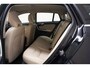 Volvo V60 2.4 D6 Plug-In Hybrid Momentum [ Navi Xenon Half -leder Stoelverwarming]