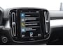 Volvo XC40 T4 211PK Automaat Inscription Expression Adaptieve cruise control / Elektrische achterklep / keyless entry / parkeersensoren met camera / Apple carplay / Bluetooth / Elektrische stoelen met geheugen