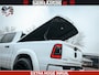 Dodge Ram 1500 Limited Night | 5.7 V8 Hemi Full Option | LPG | Comfortabele Dubbele Cabine met Royale 5 Zitplaatsen | De Meest Luxe en Volle Pick-Up in zijn Klasse | BPM vrij | Nu Leverbaar uit Voorraad | Voorraad Nr v45lp