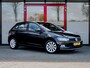 Volkswagen Polo 1.0 TSI Highline | Beats Audio | Navigatie | Adaptieve Cruise Control | Apple Carplay | Android Auto | DAB+ Radio | Parkeersensoren | Metallic Lak | All Season Banden | 16'' Lichtmetalen Velgen |