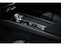 Volvo XC60 2.0 T6 Plug-in hybrid AWD Plus Black Edition | 360 camera | Gratis Trekhaak | Schuif- / Kanteldak | Head Up display | Getint glas | Adaptive Cruise Control |
