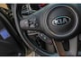 Kia Carens 2.0 GDi First Edition 7 Zitter CLIMA TREKHAAK CRUISE NAVI