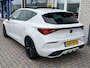 CUPRA Leon 1.4 e-Hybrid VZ Performance / AUTOMAAT/ 245PK/ PANO/ STUUR+STOELVERWARM./ DODEHOEK/ ACC/ PARK.SENSOR.V+A/ CAMERA/ / FULL LINK/ KEYLESS/ NAVI/ CLIMA/ DAB/ LED/ 18'' LMV