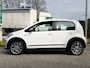 Volkswagen Up! 1.0 Cross Up! BlueMotion
