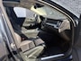 Volvo V60 2.0 B3 Inscription | Head-up Display | Panoramadak | Trekhaak | 360 Graden Camera | Harman Kardon Audio | Lederen Bekleding | Elektrisch Verstelbare Stoel | Keyless Entry | Elektrische Achterklep | BLIS | Navigatie