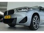 BMW X2 xDrive25e High Executive M-sport | Adapt. Cruise | Camera | Schuifdak | HUD| Stoelverwarming | Elektr. Klep | Keyless |