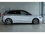 Mercedes-Benz B-klasse 180 Business Solution AMG | Cruise Control | Camera | Trekhaak | Stoelverwarming | LED | Navi | Sfeerverlichting