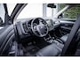 Mitsubishi Outlander 2.0 Instyle 7-pers|Schuifdak|Leder|Trekhaak|Elek.a-klep|Camera|Rockford-Fosgate|2e-eig.