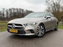 Mercedes-Benz A-klasse 180 Business Solution/ NL Auto /Automaat / Airco / Navi / Camera / Leder Elektrische Voorstoel / Schuifdak
