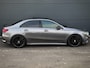 Mercedes-Benz A-klasse 180 Premium Plus AMG, Pano, Burmester, Cruise control, Ambient, Stoelverwarming, Memory, Dealer onderhouden
