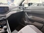Volkswagen Polo 1.0 TSI Life Edition | 95pk | Apple Carplay draadloos | Camera | Parkeersensoren achter | Android Auto draadloos | Ruiten getint | LED koplampen | Airco | Adaptive cruise control | DAB radio |