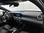Mercedes-Benz A-klasse 180 Business Solution Luxury Panorama Schuif-Kanteldak | Parkeerpakket met achteruitrijcamera | Ledkoplampen | Sfeerverlichting | Apple CarPlay Inclusief 24 maanden MB Certified garantie voor Europa.