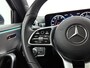 Mercedes-Benz A-klasse 180 Business Solution Luxury Panorama Schuif-Kanteldak | Parkeerpakket met achteruitrijcamera | Ledkoplampen | Sfeerverlichting | Apple CarPlay Inclusief 24 maanden MB Certified garantie voor Europa.