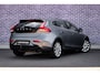 Volvo V40 1.5 T3 Nordic+ | Trekhaak | Stoelverwarming | Cruise Control | Standkachel | PDC | 17" |