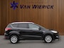 Ford Kuga 1.5 Titanium Styling Pack | Half leder/stof | Stoelverwarming | Trekhaak