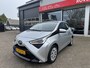 Toyota Aygo 1.0 VVT-i x-play Carplay, Camera, Airco.