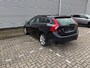 Volvo V60 1.5 T3 Momentum,Automaat,Navigatie,Xenon vol onderhoud+ nwe Distributie!