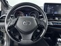 Toyota C-HR / C-HR+ 1.8 Hybrid Style | Apple Carplay / Android Auto | Dodehoek detectie | Stoelverwarming | LED | Parkeersensoren voor/achter | Adaptive Cruise | Keyless | Camera | 18 inch