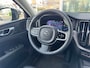 Volvo XC60 2.0 T6 Plug-in hybrid AWD Plus Dark 398pk Camera / Harmon Kardon Audio / Stoel-Stuur Verwarming