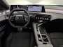Peugeot 5008 1.2 Hybrid 145 GT 7P Camera, Half leder, Navi, Apple carplay, Rijstrook correctie, Elektrische achterklep, Cruise control, 2 jaar garantie