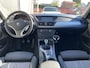 BMW X1 sDrive18i Executive AUT. | navigatie | panoramadak | sportstoelen | xenon verlichting | lichtmetalen velgen 18 inch