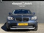 BMW X1 sDrive18i Executive AUT. | navigatie | panoramadak | sportstoelen | xenon verlichting | lichtmetalen velgen 18 inch