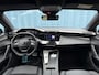 Peugeot 308 SW 1.6 Plug-in Hybrid 195 GT Alcantara bekleding | Elektrisch verstelb. bestuurdersstoel met geheugen | Massage stoelen | Standkachel | Elektrische achterklep | Adeptieve cruise control