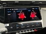Peugeot 308 SW 1.6 Plug-in Hybrid 195 GT Alcantara bekleding | Elektrisch verstelb. bestuurdersstoel met geheugen | Massage stoelen | Standkachel | Elektrische achterklep | Adeptieve cruise control