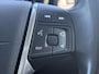 Volvo XC60 2.0 T5 FWD Momentum | Trekhaak | BLIS | Cruise Control Adaptief | Bi-Xenon | Zitverhogers | Achteruitrijcamera | Parkeersensoren | Navigatie