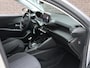 Peugeot 208 Style 100pk | Navigatie | Parkeersensoren Achter | DAB Radio