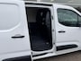Peugeot Partner 1.6 BlueHDI Premium | 3- Zitplaatsen | Airco | Zijschuifdeur-rechts | Elektrische ramen | Achteruitrijcamera | Cruise control | Nieuwe APK | NAP |