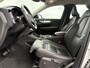 Volvo XC40 1.5 T4 Recharge R-Design Expression | Plug-in Hybrid (PHEV) | Trekhaak | Stoelverwarming | Achteruitrijcamera | Parkeersensoren | Keyless Entry | Navigatie