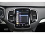 Volvo XC90 T8 Recharge AWD R-Design | 1e Eigenaar | Adaptive Cruise & Pilot Assist | Park Assist Voor & Achter incl. Camera | Nappa Leder incl. Massage | Stoel & Stuurverwarming | Voorruitverwarming | Parkeerverwarming | Panoramisch Schuif-/kanteldak | Power & Memory Seats | 22" Velgen |