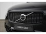 Volvo XC90 T8 Recharge AWD R-Design | 1e Eigenaar | Adaptive Cruise & Pilot Assist | Park Assist Voor & Achter incl. Camera | Nappa Leder incl. Massage | Stoel & Stuurverwarming | Voorruitverwarming | Parkeerverwarming | Panoramisch Schuif-/kanteldak | Power & Memory Seats | 22" Velgen |