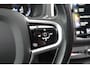 Volvo XC90 T8 Recharge AWD R-Design | 1e Eigenaar | Adaptive Cruise & Pilot Assist | Park Assist Voor & Achter incl. Camera | Nappa Leder incl. Massage | Stoel & Stuurverwarming | Voorruitverwarming | Parkeerverwarming | Panoramisch Schuif-/kanteldak | Power & Memory Seats | 22" Velgen |