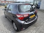 Toyota Yaris 1.5 Hybrid Design CRUISE CLIMA NAVI LICHTMETALEN VELGEN